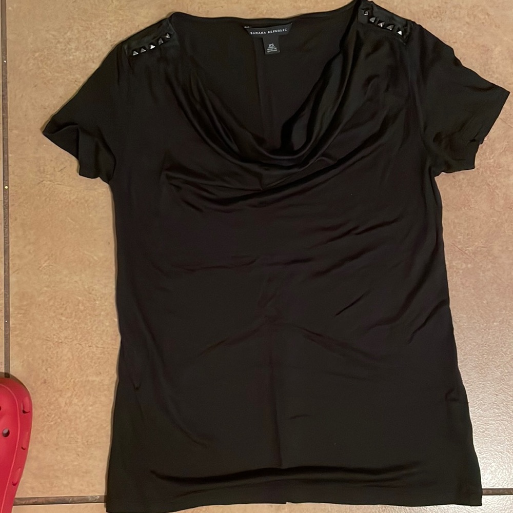 Black XS Banana Republic Top